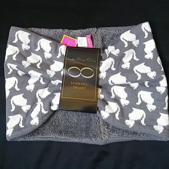 🐱Infinity Scarf🐱 - Picture 2 of 4